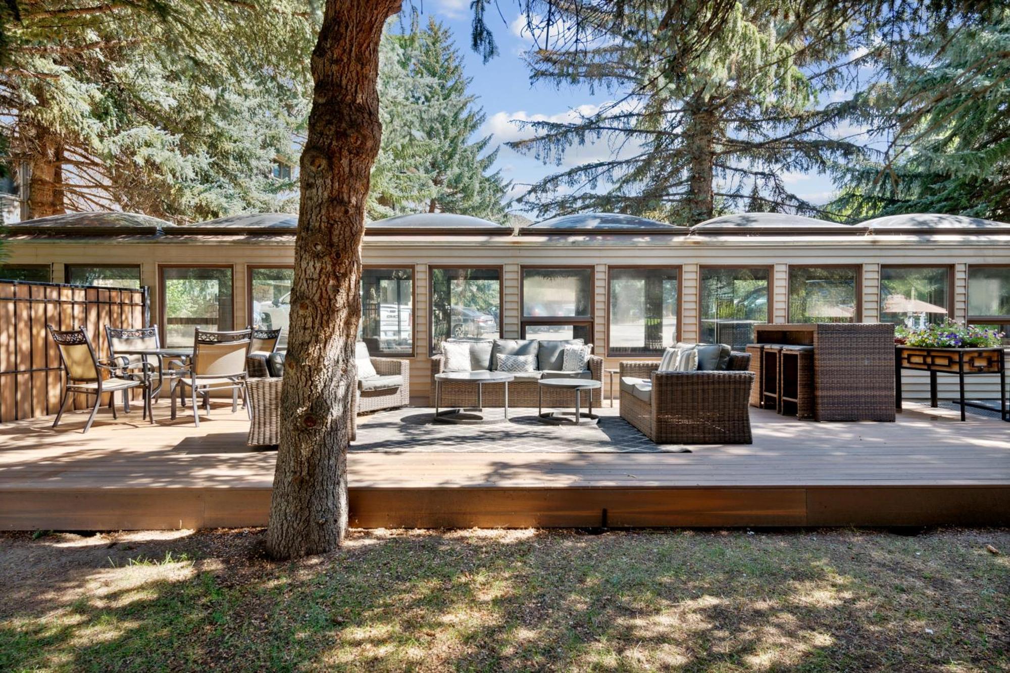 Falcon Point Avon Exterior photo
