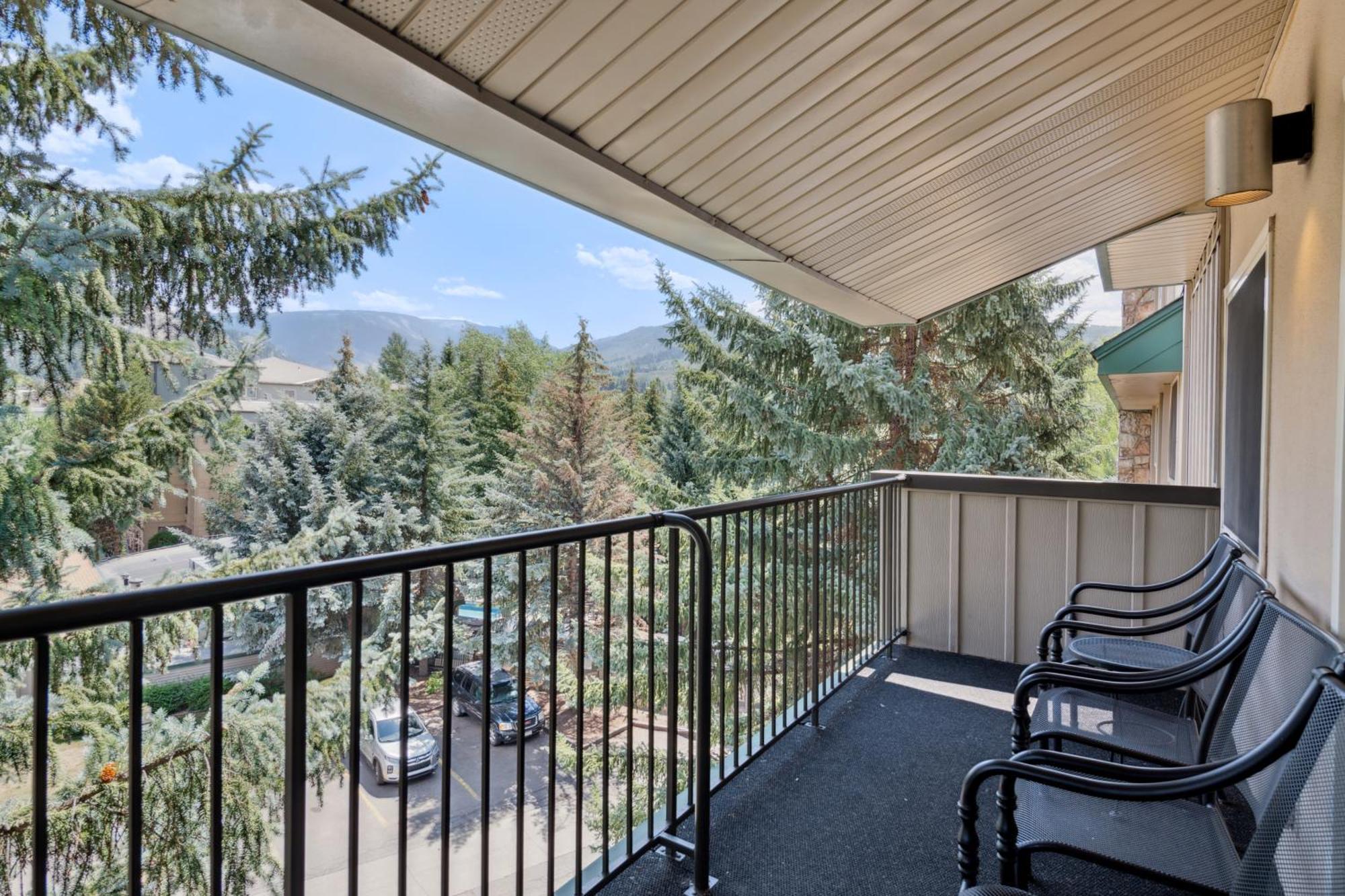 Falcon Point Avon Exterior photo