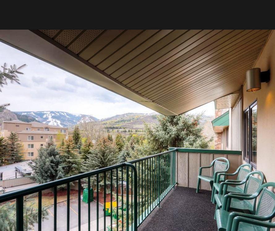 Falcon Point Avon Exterior photo
